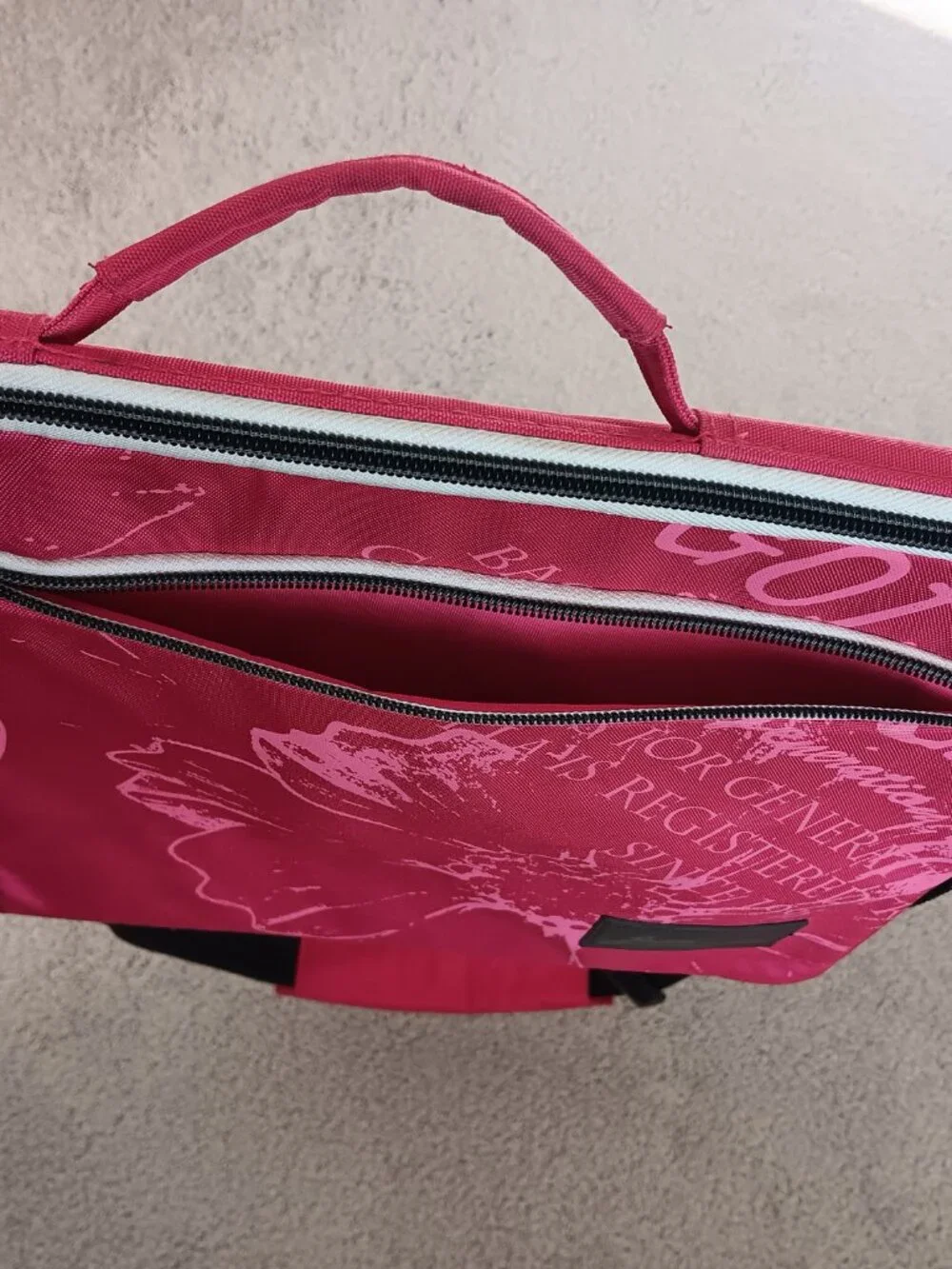 Golla Generation Mobile Pink Floral Laptop Bag